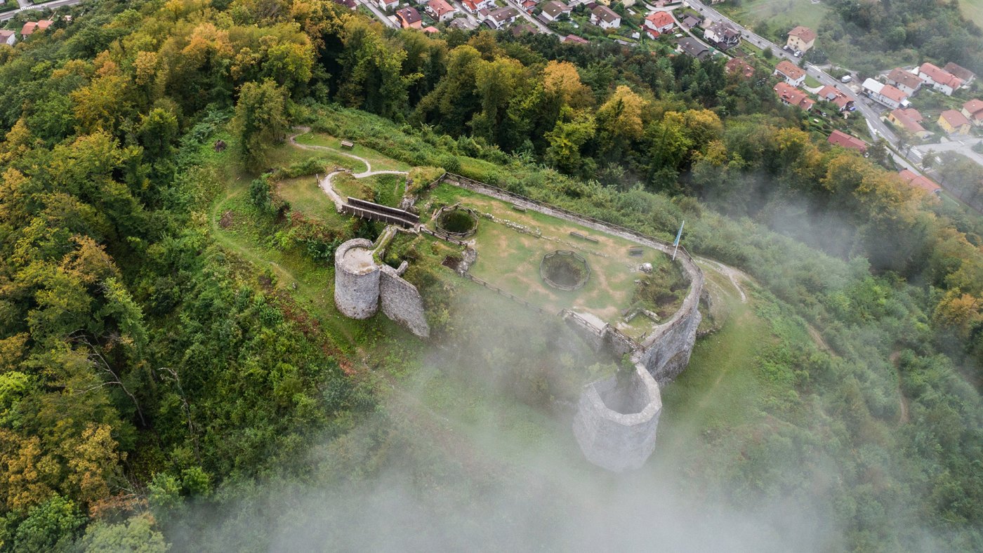 Tolmin Castle A bird's eye view of the remains of the castle on the Kozlov rob hill